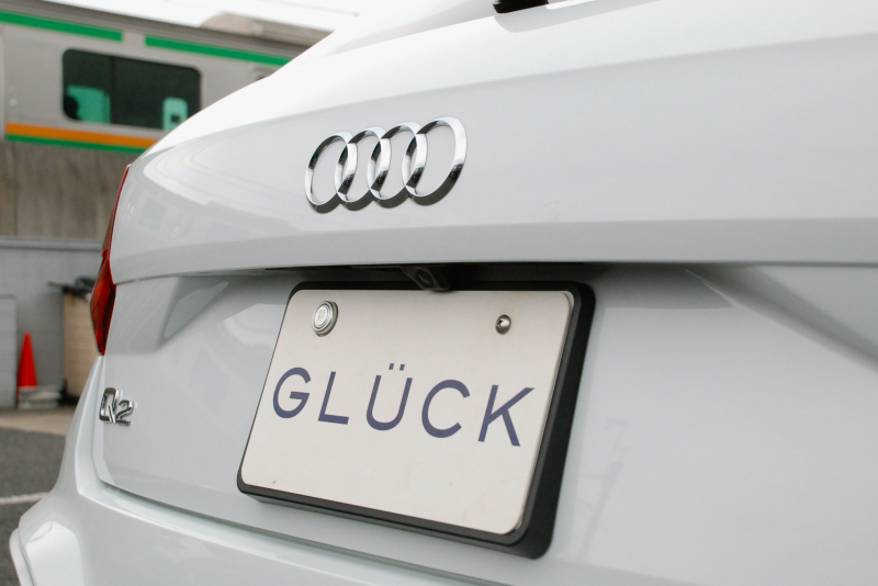 アウディ Q2 中古車