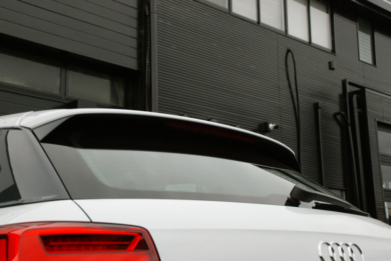 アウディ Q2 中古車