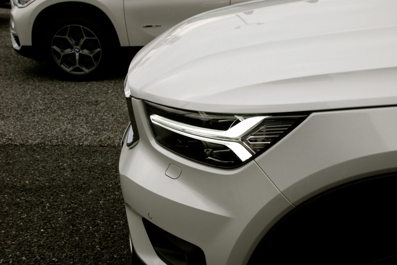 ボルボ XC40 中古車