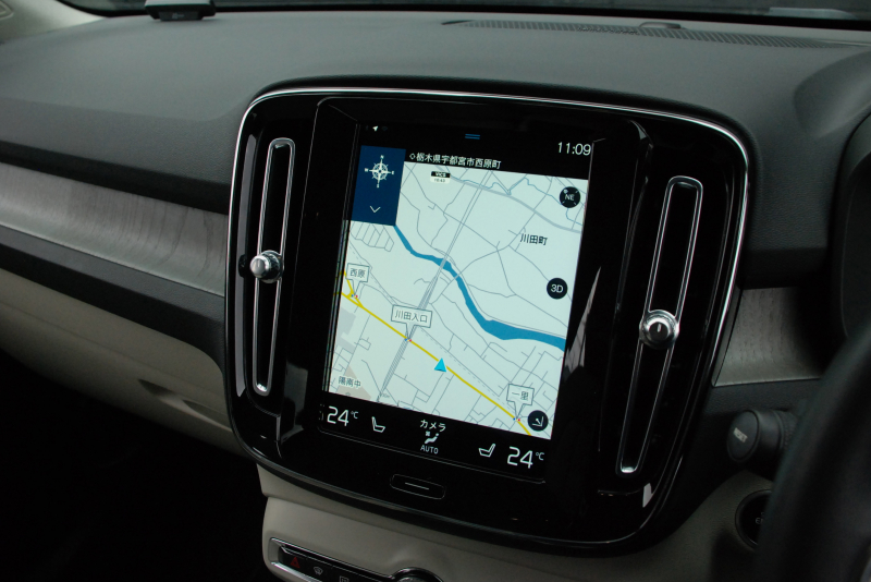 ボルボ XC40 中古車