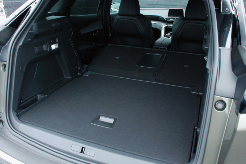 プジョー 3008 中古車