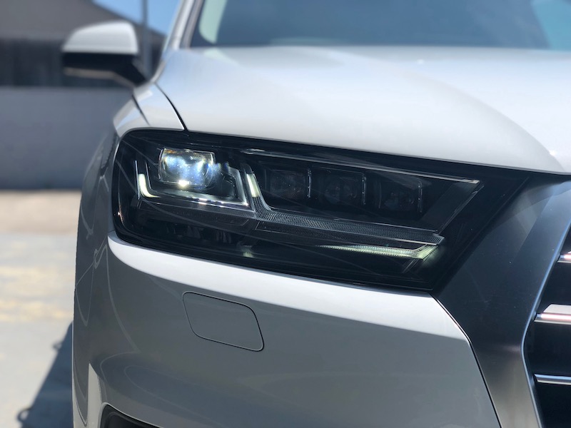 アウディ Q7 中古車