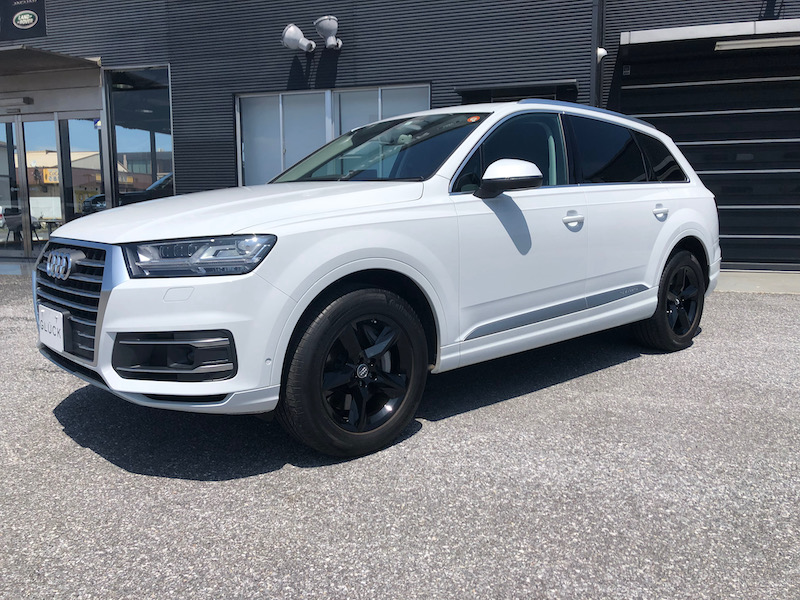 アウディ Q7 中古車