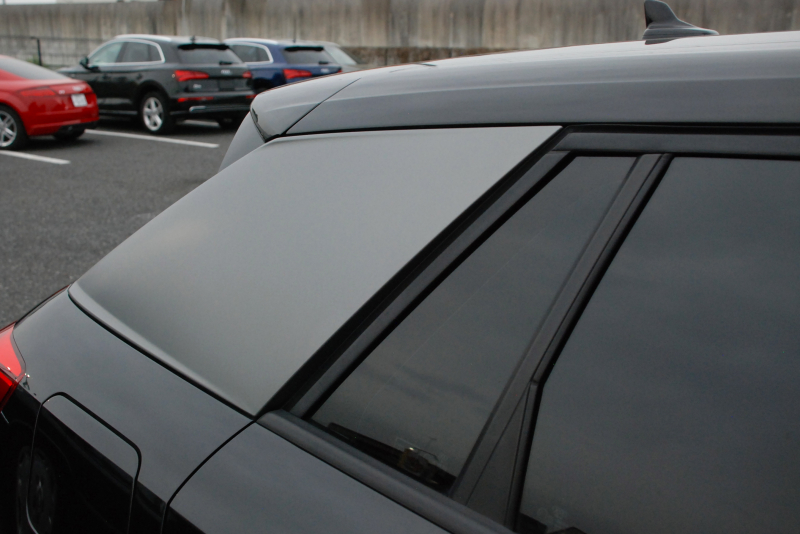 アウディ Q2 中古車