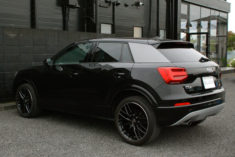 アウディ Q2 中古車