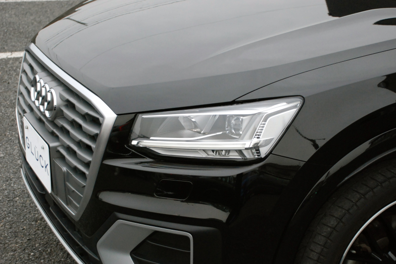 アウディ Q2 中古車