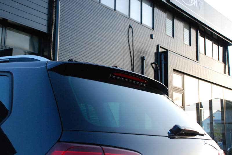 フォルクスワーゲン ゴルフヴァリアント 中古車