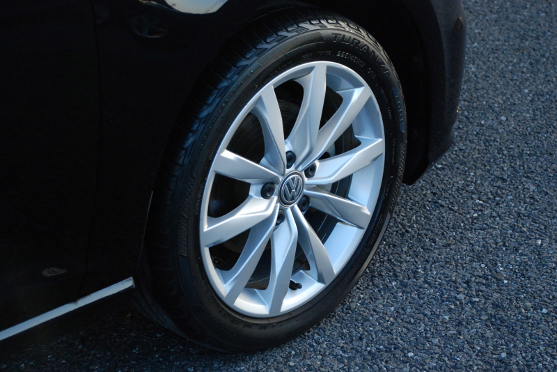 フォルクスワーゲン ゴルフヴァリアント 中古車