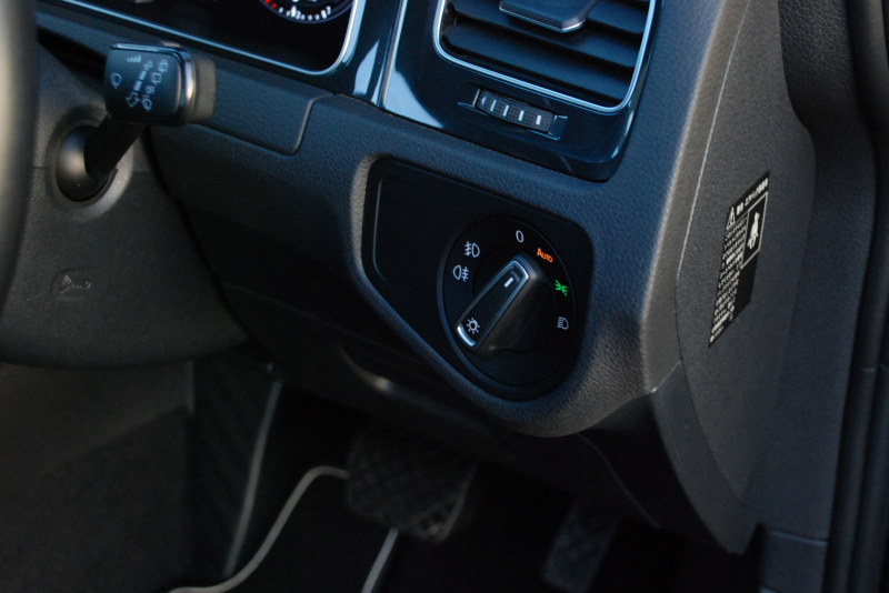 フォルクスワーゲン ゴルフヴァリアント 中古車