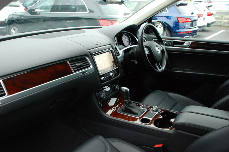 フォルクスワーゲン トゥアレグ 中古車