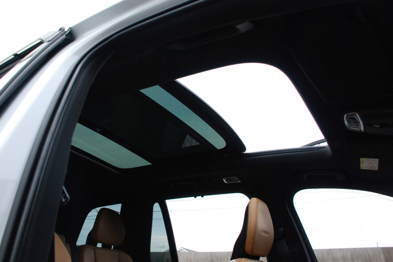 ボルボ XC90 中古車