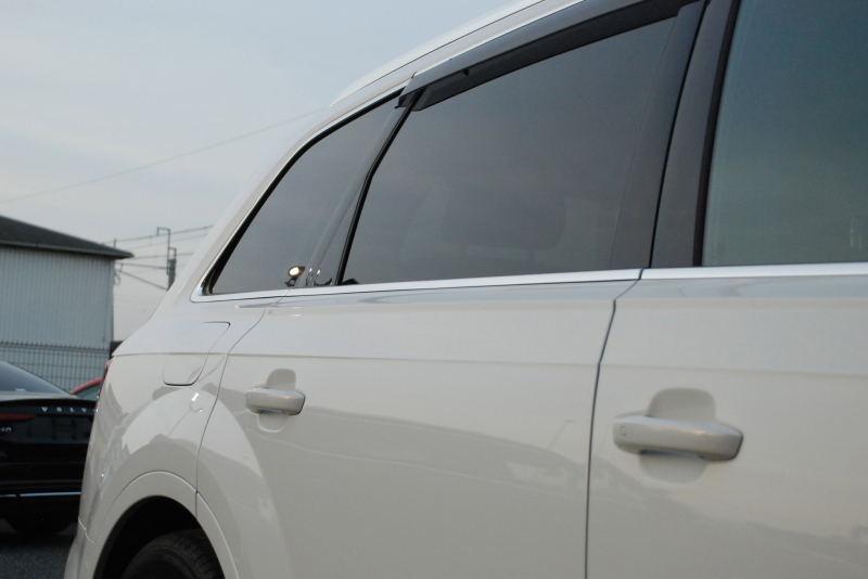 アウディ Q7 中古車