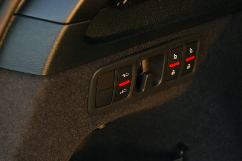 アウディ Q7 中古車