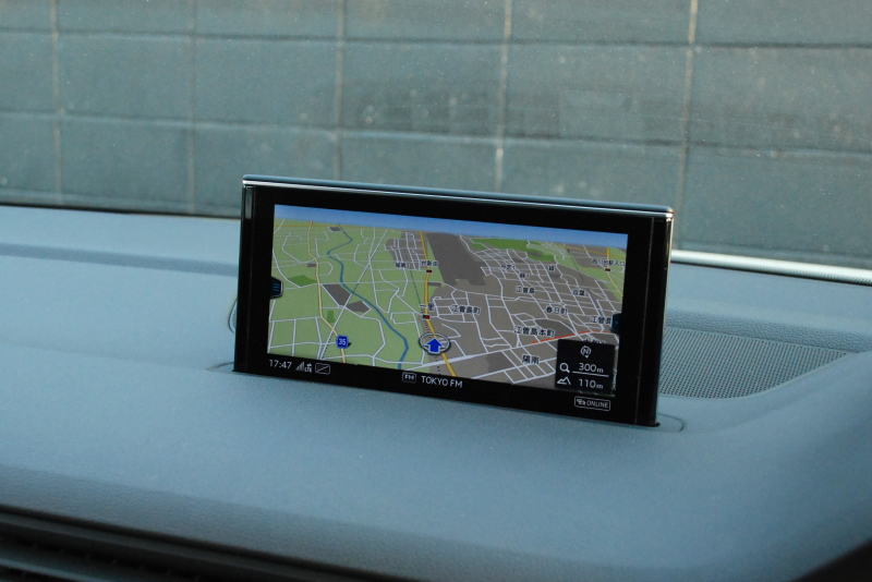 アウディ Q7 中古車