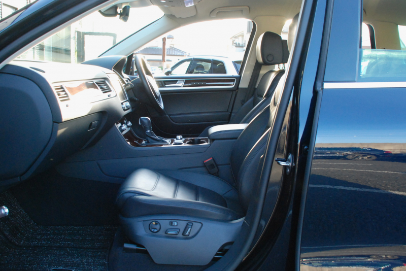 フォルクスワーゲン トゥアレグ 中古車