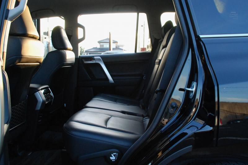 トヨタ ランドクルーザープラド 中古車