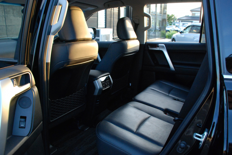 トヨタ ランドクルーザープラド 中古車