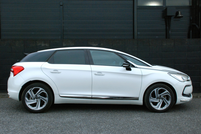 DSオートモビル DS5 中古車