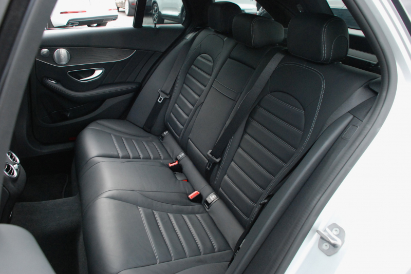 メルセデスベンツ Cクラス 中古車