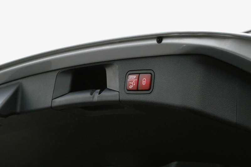 メルセデスベンツ Cクラス 中古車