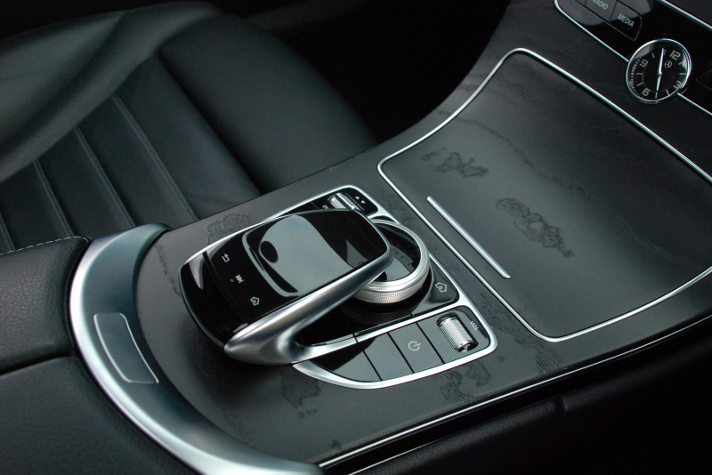 メルセデスベンツ Cクラス 中古車