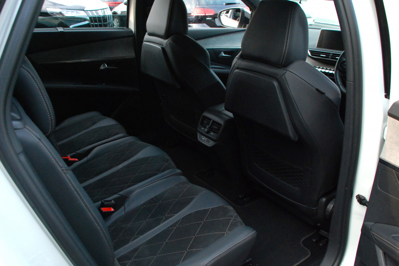 プジョー 5008 中古車