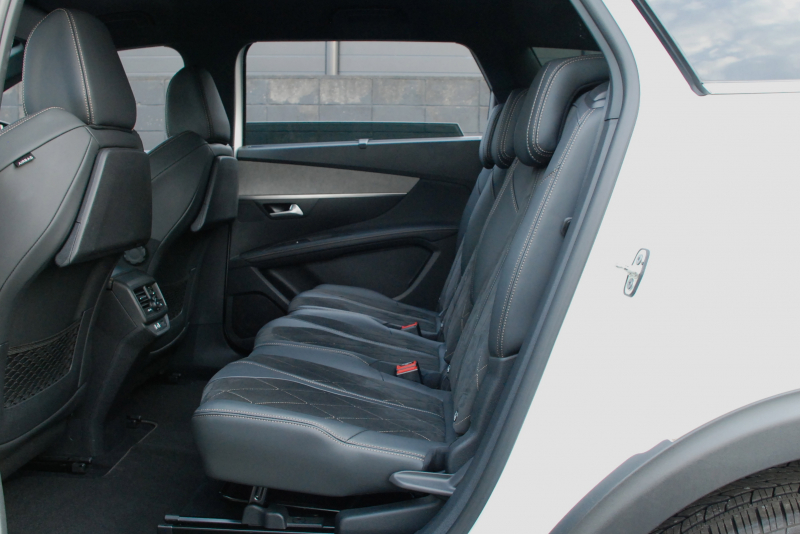 プジョー 5008 中古車