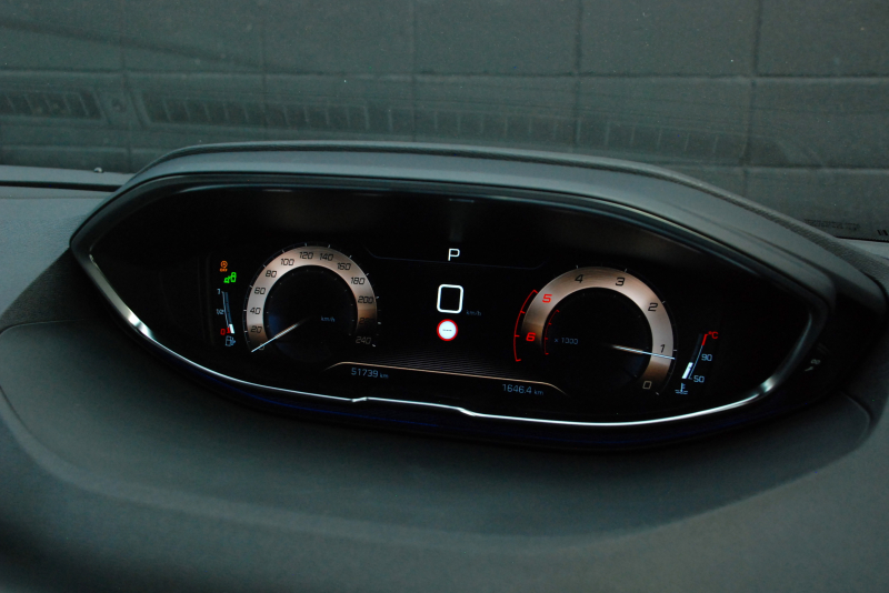 プジョー 5008 中古車