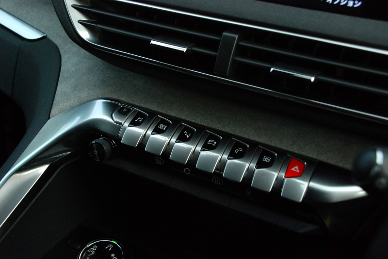 プジョー 5008 中古車