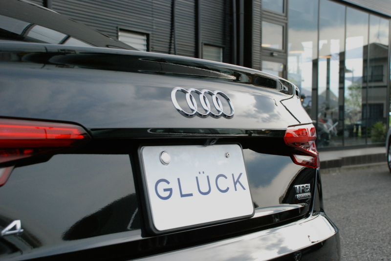 アウディ A4 中古車