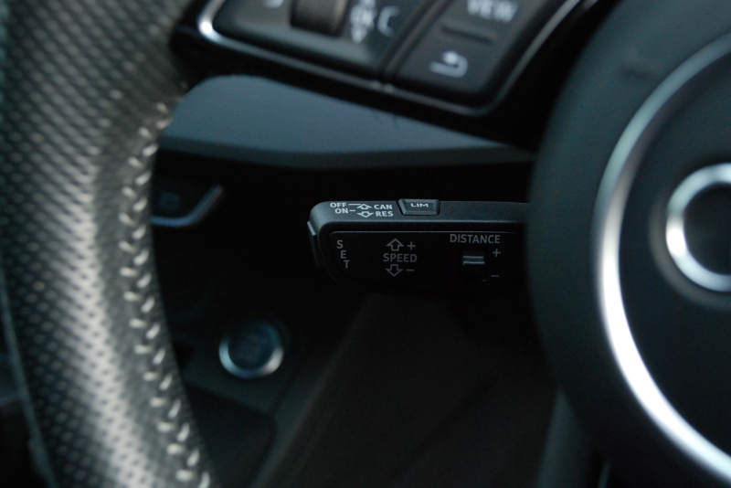 アウディ A4 中古車