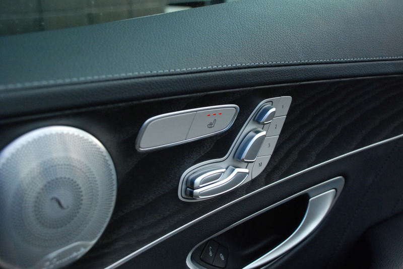 メルセデスベンツ Cクラス 中古車