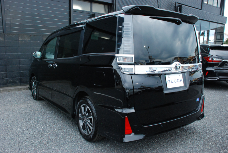 トヨタ ヴォクシー 中古車