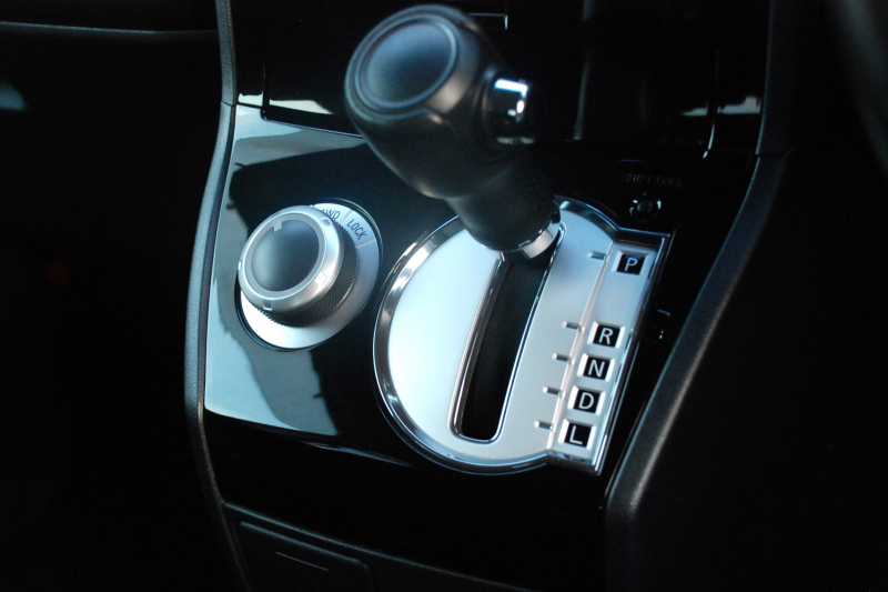 三菱 デリカD:5 中古車