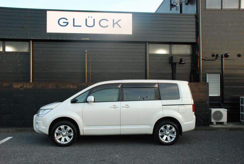 三菱 デリカD:5 中古車