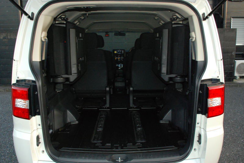 三菱 デリカD:5 中古車