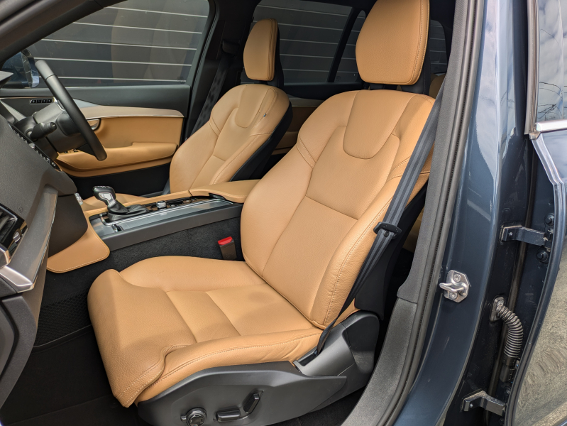 ボルボ XC90 中古車