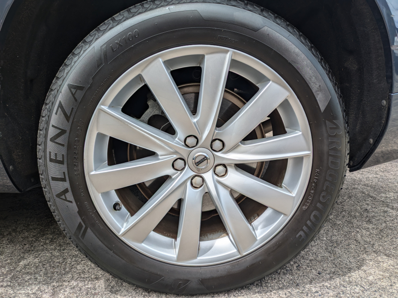 ボルボ XC90 中古車