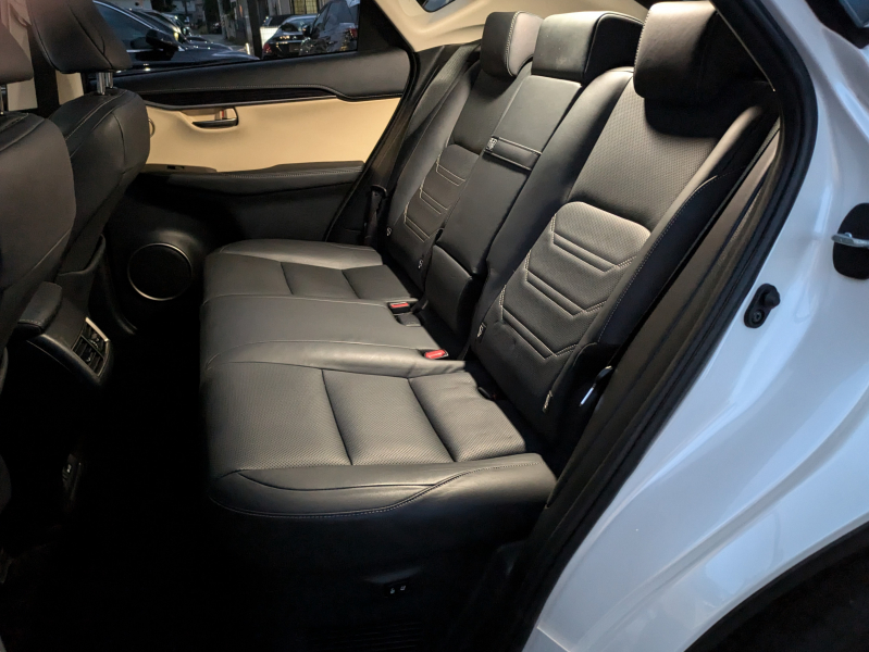 レクサス NX 中古車