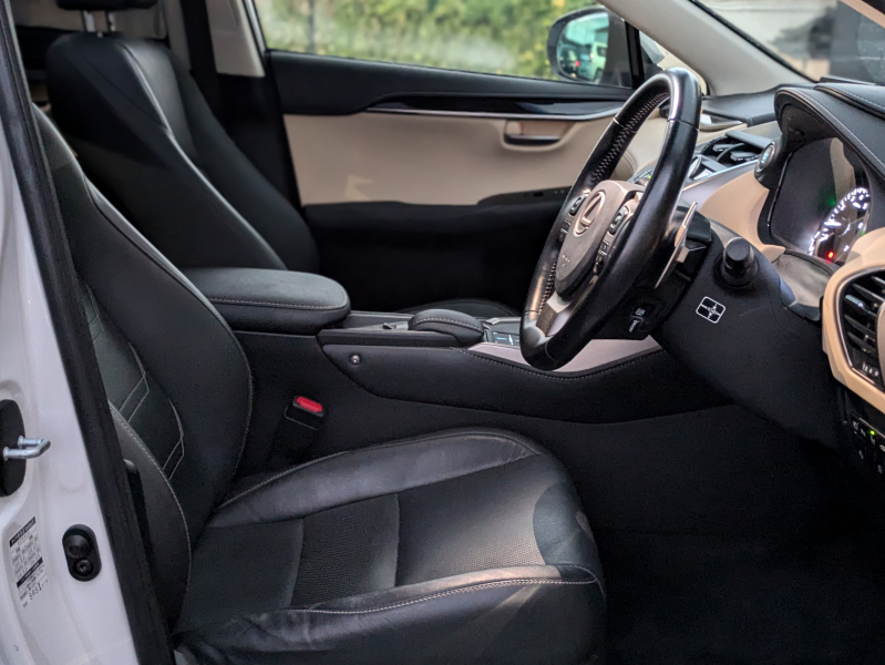 レクサス NX 中古車