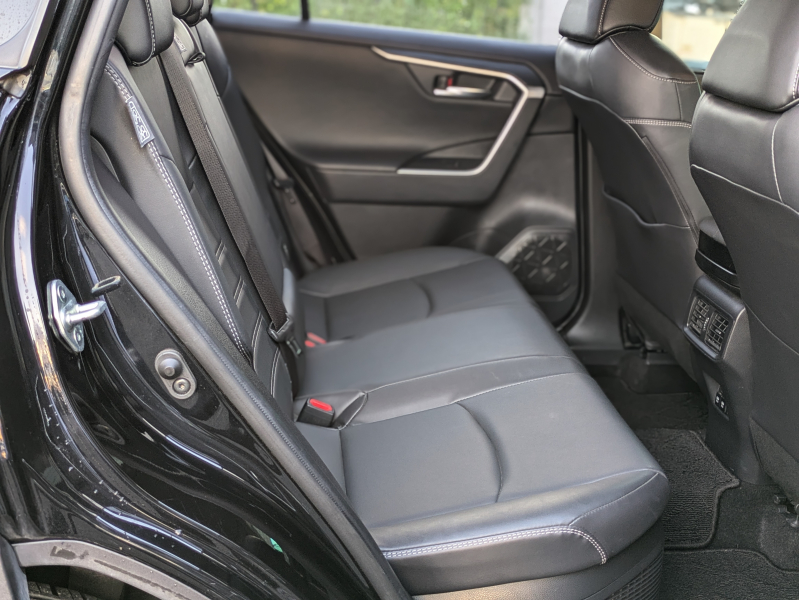 トヨタ RAV4 中古車