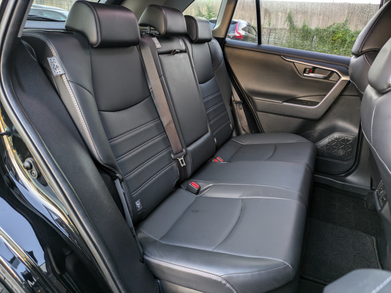 トヨタ RAV4 中古車