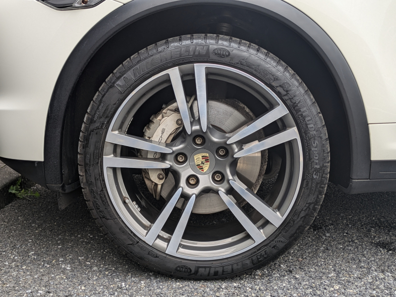 ポルシェ カイエン 中古車