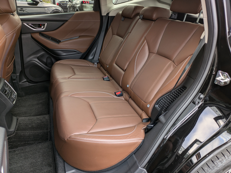 スバル フォレスター 中古車