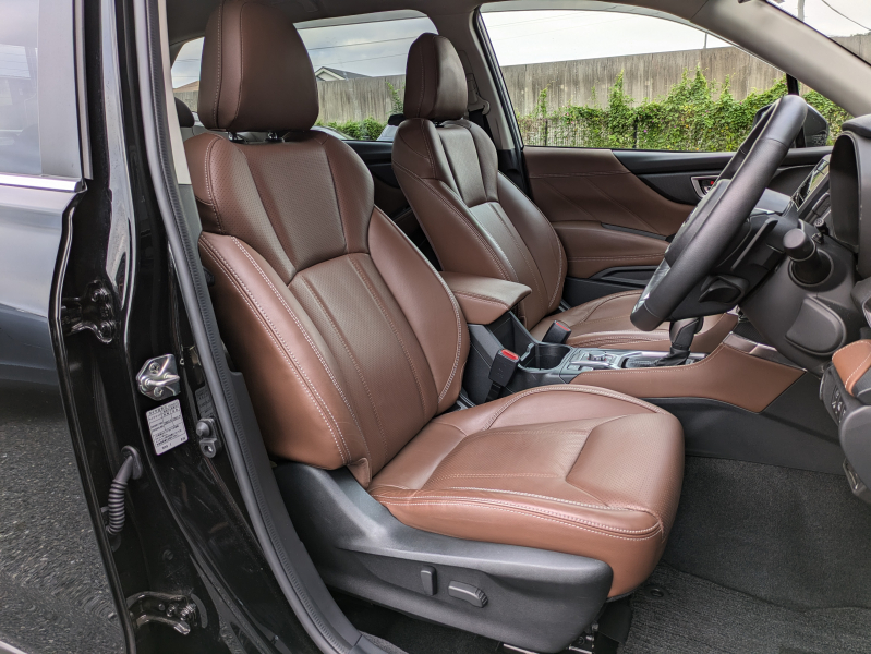 スバル フォレスター 中古車