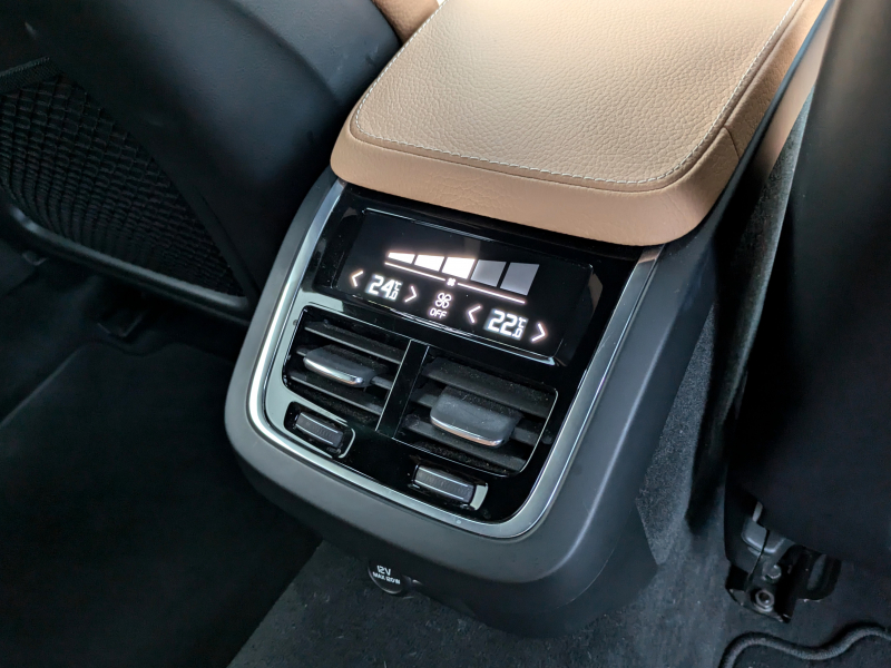 ボルボ V90 中古車