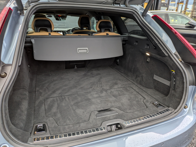 ボルボ V90 中古車