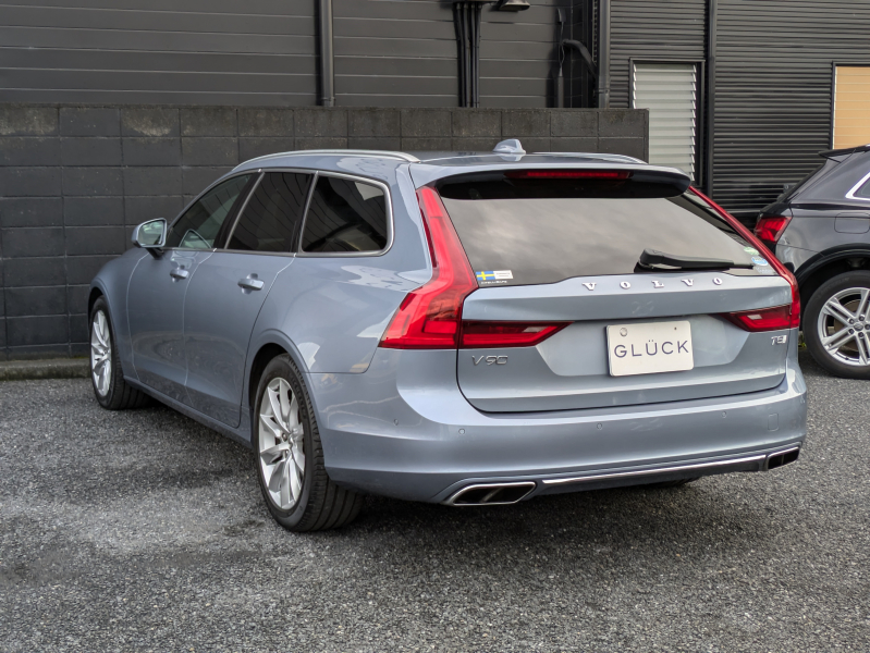 ボルボ V90 中古車