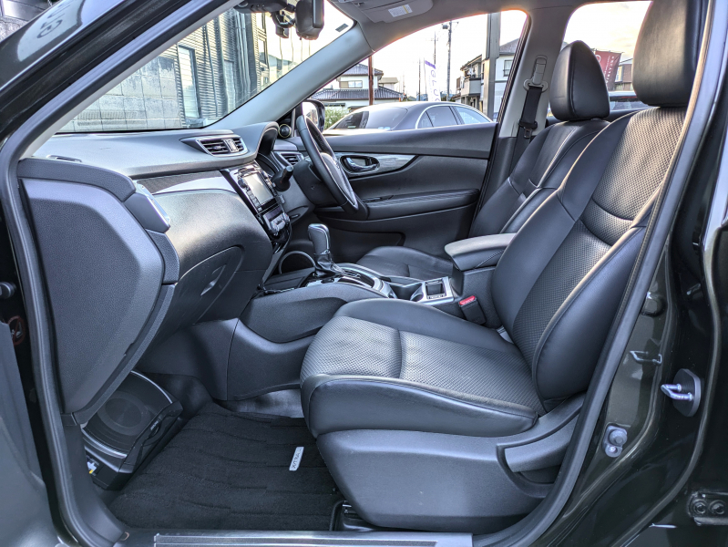 日産 エクストレイル 中古車