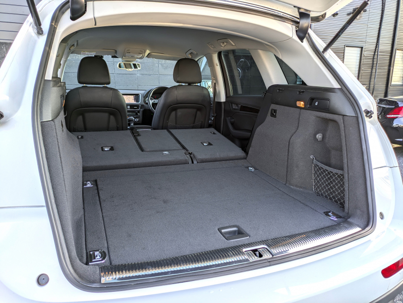 アウディ Q5 中古車